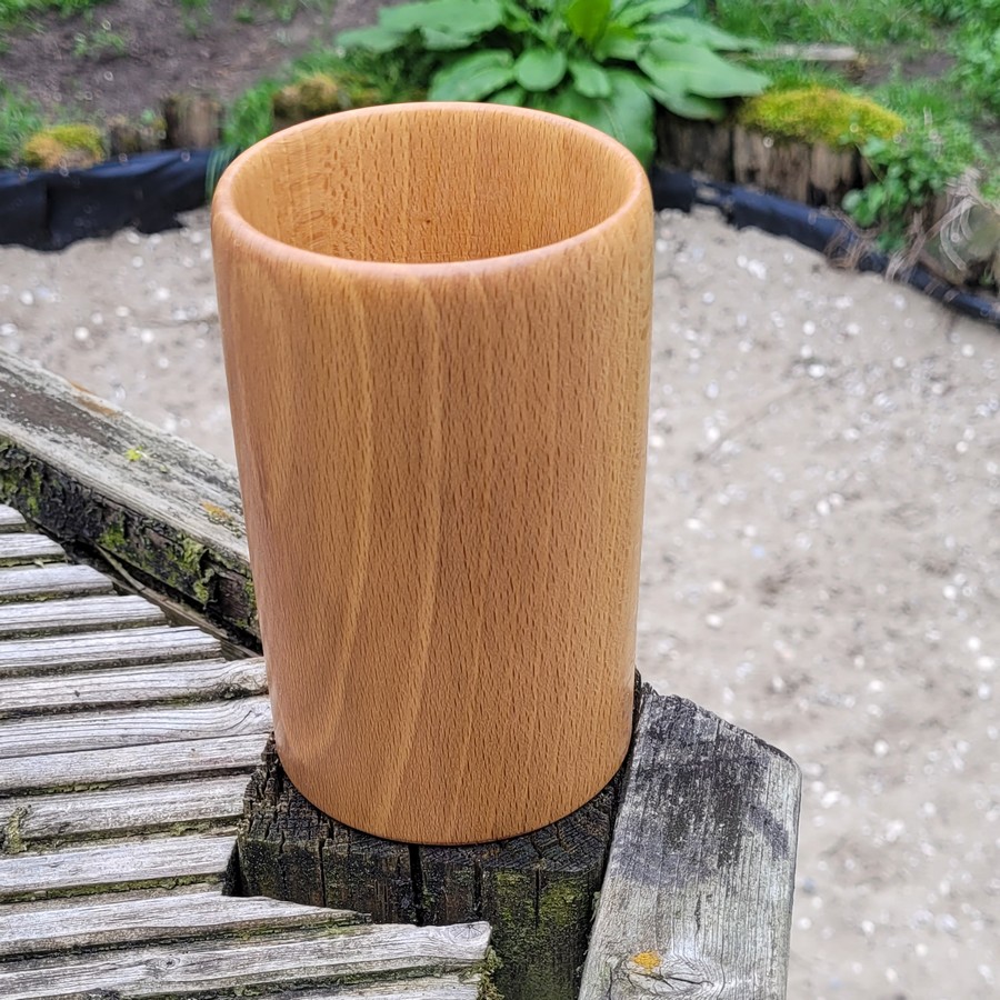 Wooden pen detail